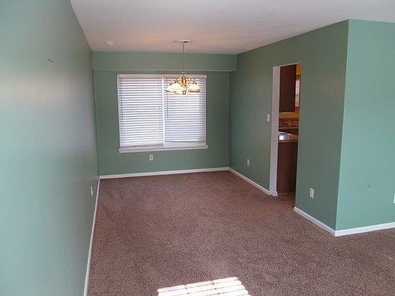 3rd image of 101 Wallace Ct