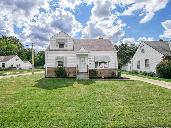 28886 Hazel Ave, Wickliffe, OH 44092