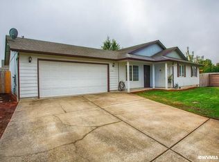 1762 Warbler Ct SE, Salem, OR 97317