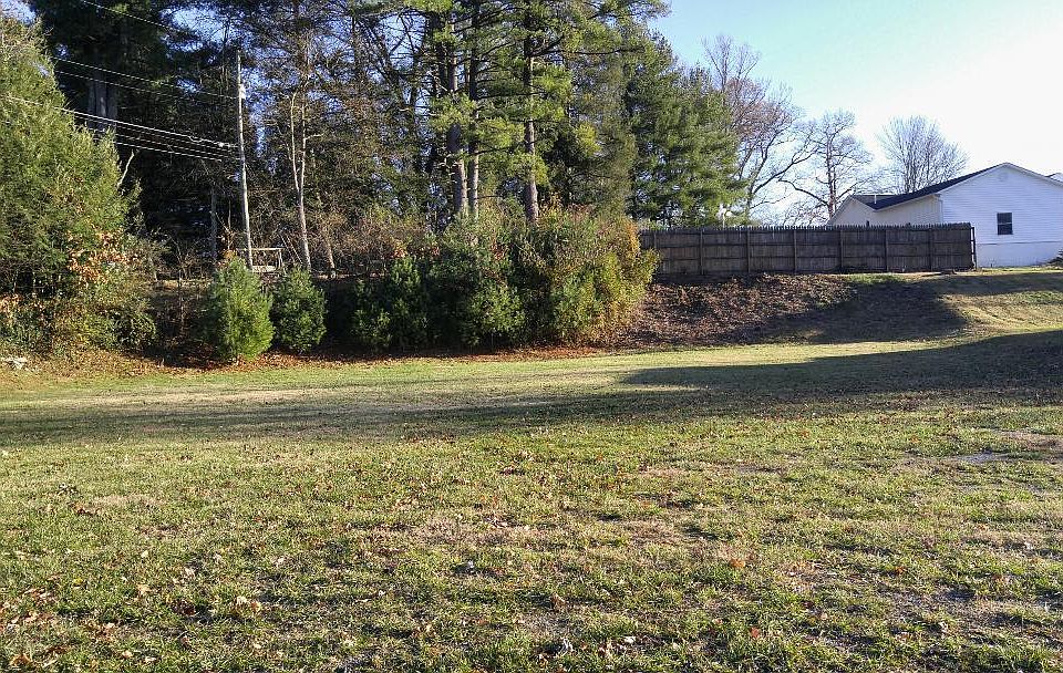 1st image of 1709 Volunteer Pkwy