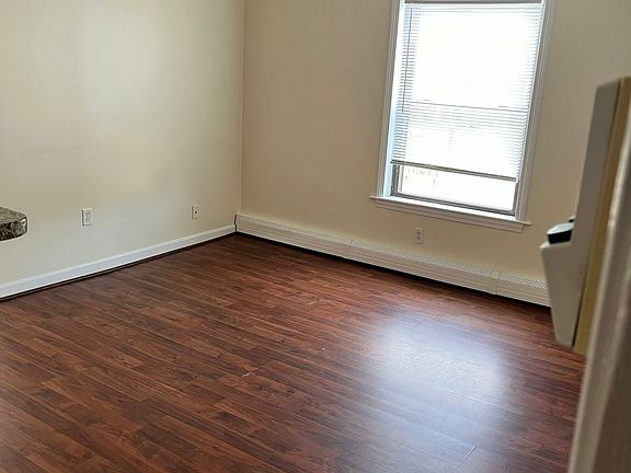 4th image of 48 Main St #29