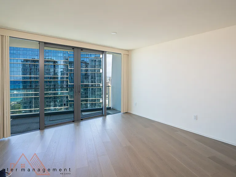 1000 Auahi St #3205 — Photo 3