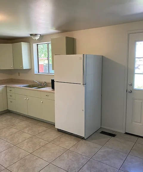 3567 S 3310 W — Photo 2