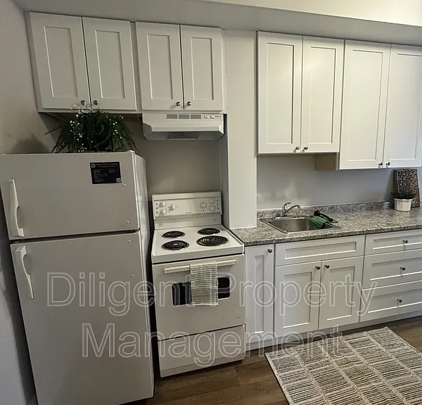 451 Water St #3 — Photo 5