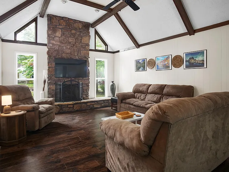 29 Emerson Dr — Photo 15