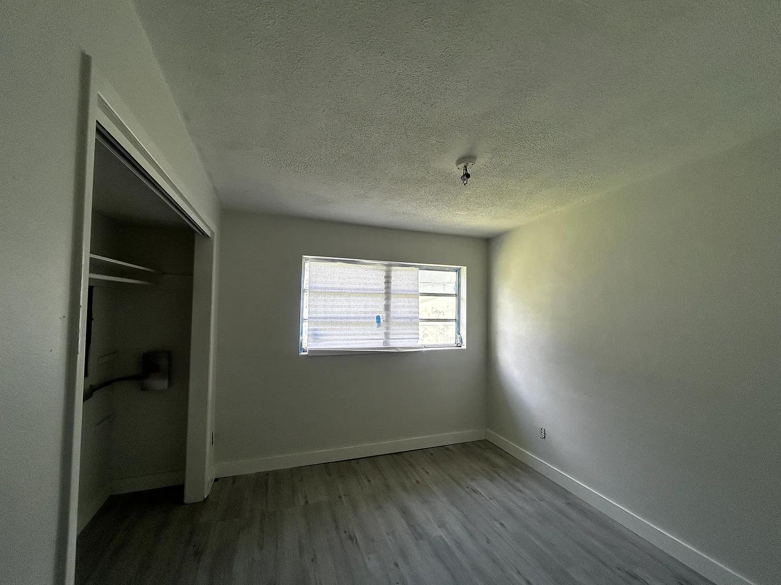 3 bed, 1424 sqft, $2,100 — Photo 3