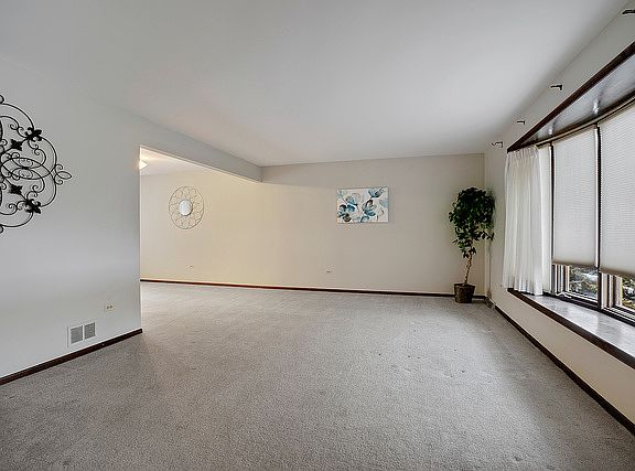 4th image of 14147 S Garavogue Ave