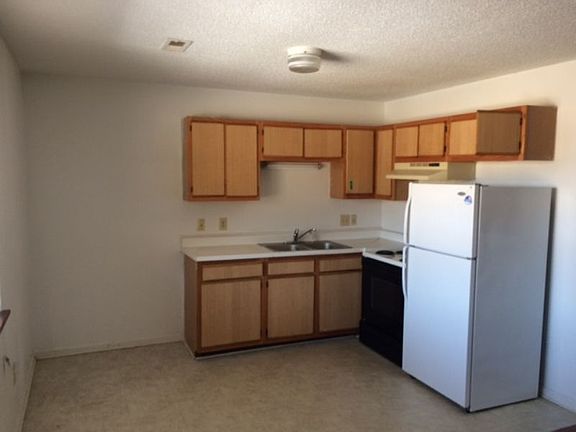 2nd image of 3366 Frontgate Dr APT 15