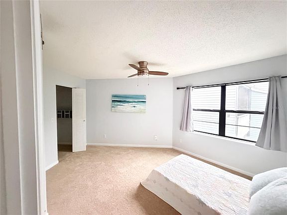 5th image of 3914 Atrium Dr #U-1