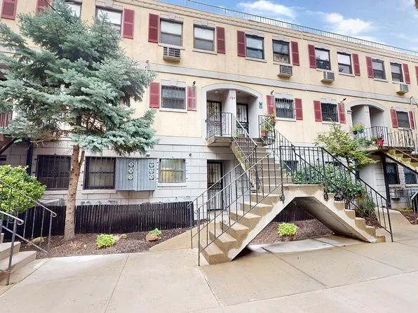 862 Leland Ave #34A, Bronx, NY 10473
