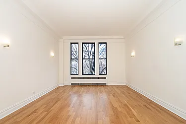 Rented by Rita S Citrin, LREB