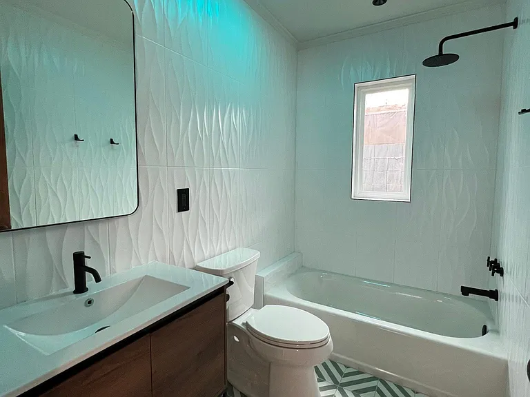 1414 E Palm Ln — Photo 18