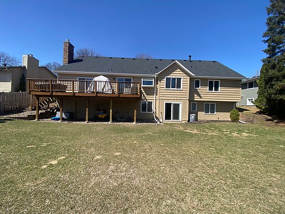 2nd image of 1105 E 157th St