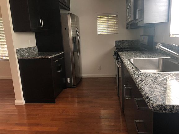 3rd image of 3727 Kelton Ave #2