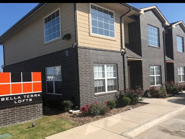 2622 SW 74th St, Oklahoma City, OK