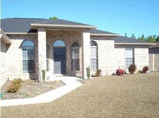 6514 Fall St, Milton, FL 32570