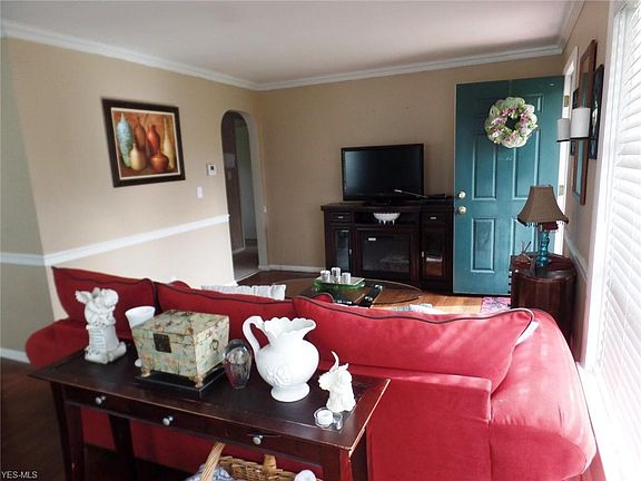 5th image of 5067 Lake Vista Dr