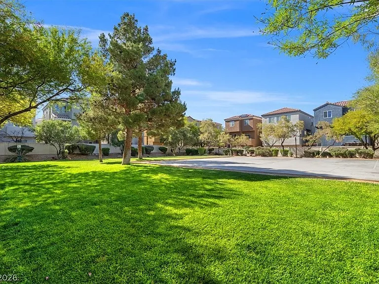 9520 Color Rock Ct — Photo 23