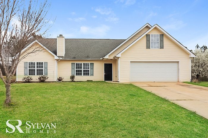 1st image of 705 Mossy Oak Dr