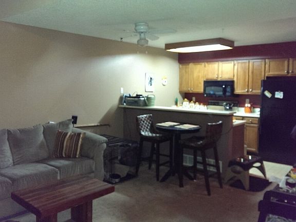 dining / kitchen