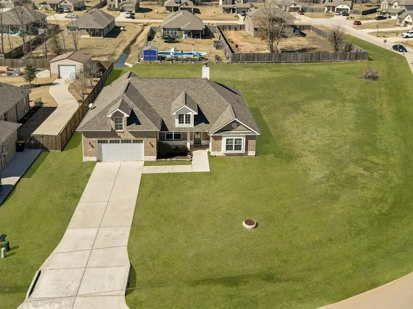 12371 N Chestnut Hills Dr, Conroe, TX 77303