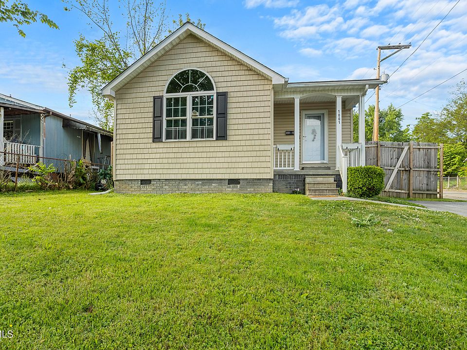 1st image of 1001 Minton Pl