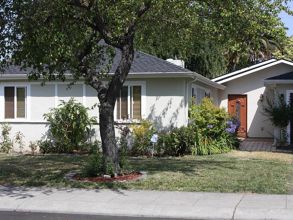 1st image of 961 Maddux Dr