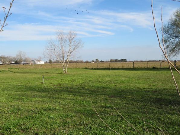 7207 Meadowgreen Ln #A, Needville, TX 77461