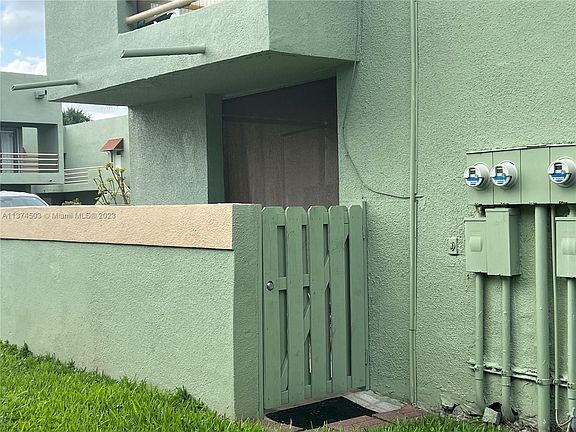 5th image of 11051 NW 7th St APT 106-13