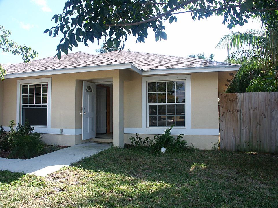 1st image of 1715 Lavue Ave