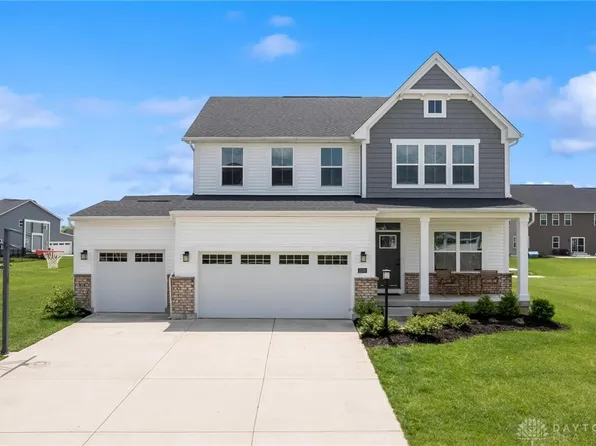 2370 Hawes Dr, Beavercreek, OH 45434