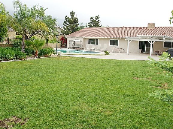 4th image of 5438 Sard St