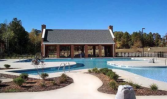 Swimming Pool/Pavillion