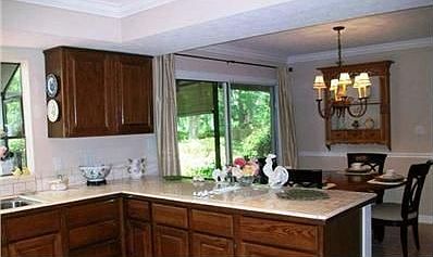 4th image of 3285 Shannon Lakes Dr N