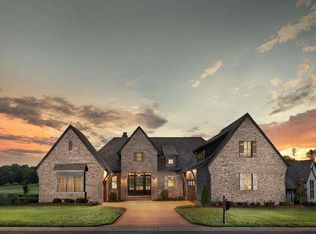 2655 Club Dr, Gainesville, GA 30506