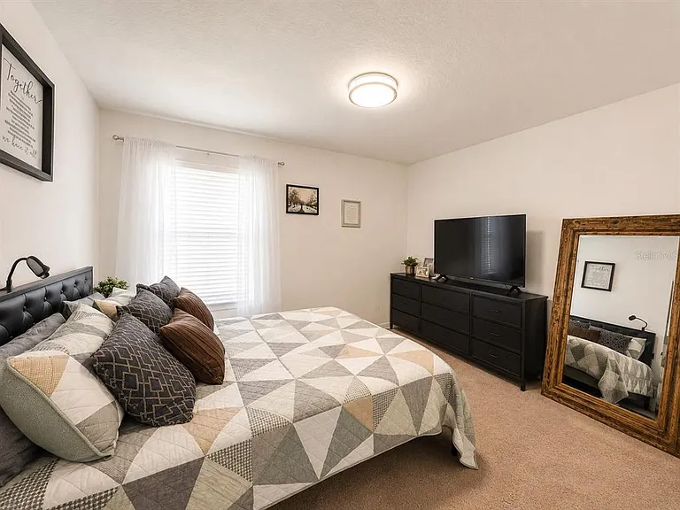 12820 Strode Ln — Photo 21