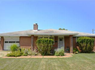 199 Lindenwood Dr, Pittsburgh, PA 15209