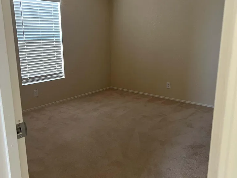 1421 E Gamebird Rd — Photo 20