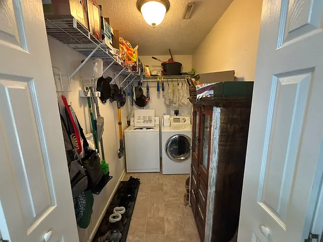 142 Reems Creek Rd — Photo 45