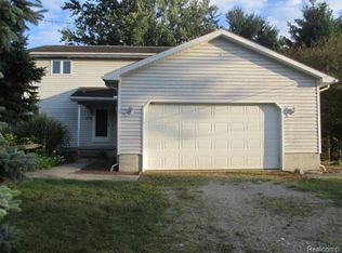 1135 W Dean Rd, Temperance, MI 48182