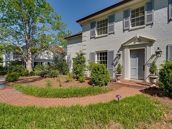 4th image of 2312 Hampton Ave