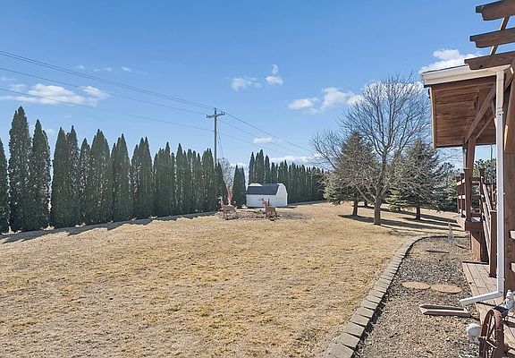 5th image of 735 Diamond Trail Rd