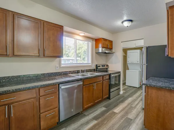 Cardinal Terrace, 12625 SW 13th St APT 1, Beaverton, OR 97005