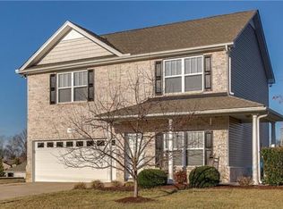 1006 Lark Ct, Spring Hill, TN 37174