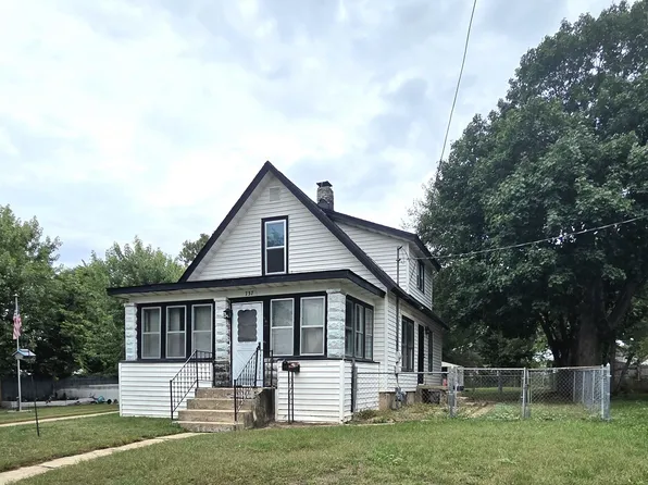 737 Grant St, Beloit, WI 53511