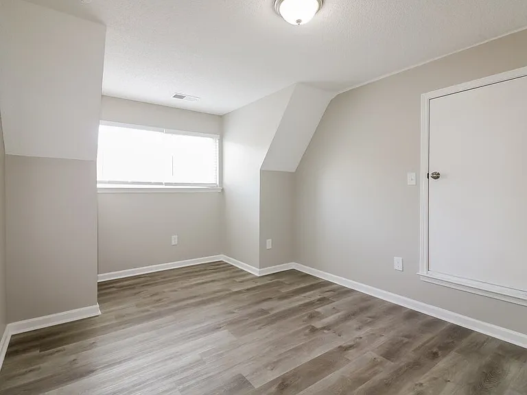 8418 Linda Shore Dr N — Photo 18