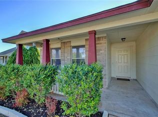 408 Ballentine Ct, Hutto, TX 78634