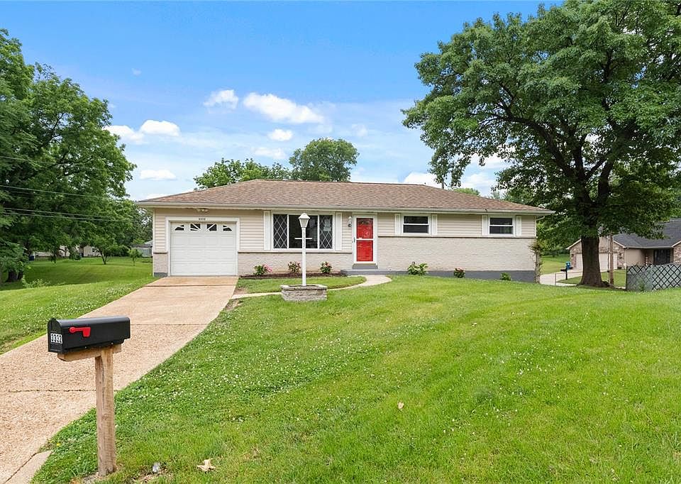 1st image of 3332 Briarcourt Dr