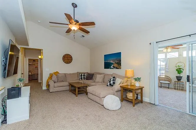 273 W Kelly Ave — Photo 5