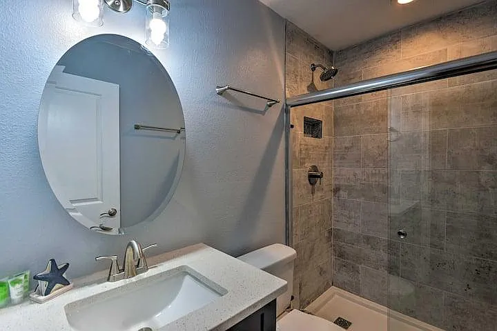 3241 Maplewood Dr — Photo 31